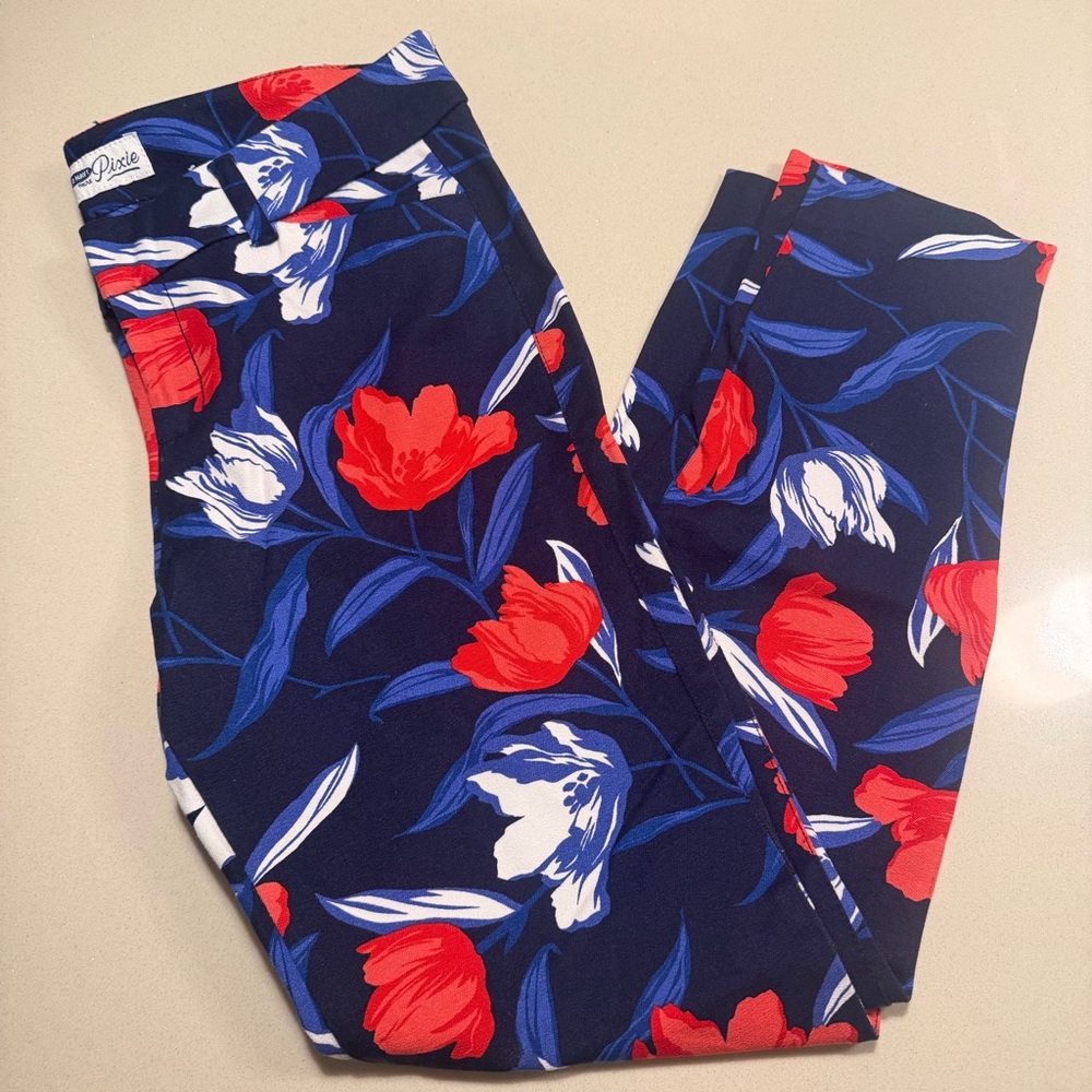 Old Navy Navy Floral Ankle Pants with Red & White Blooms